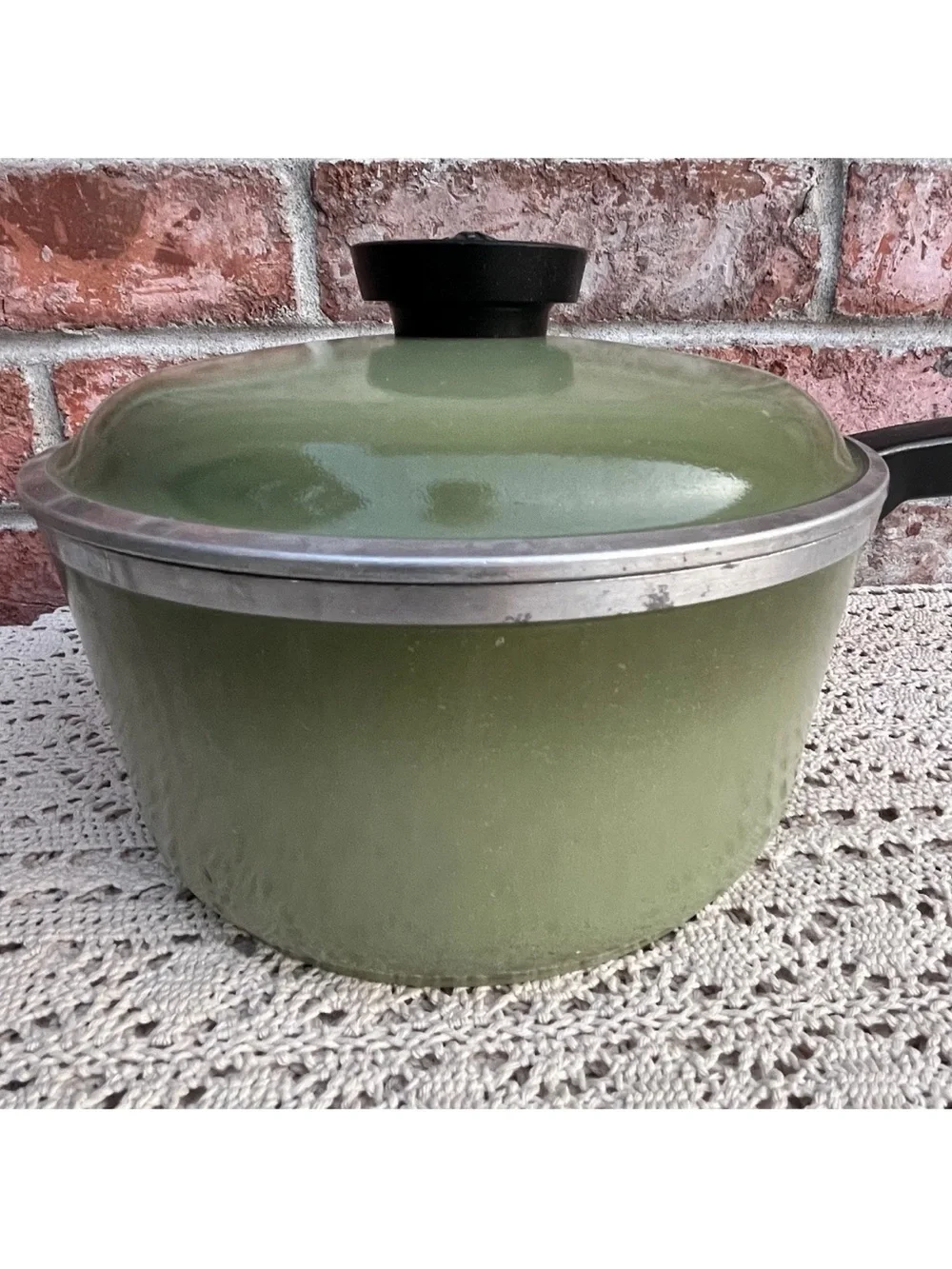Vintage Club Cast Aluminum Sauce Pan With Lid Avocado Green 2 Quart Cookware